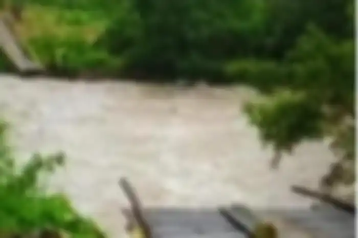 Jembatan gantung di bengkulu putus dan menyebabkan 9 orang meninggal dunia, 1 hilang