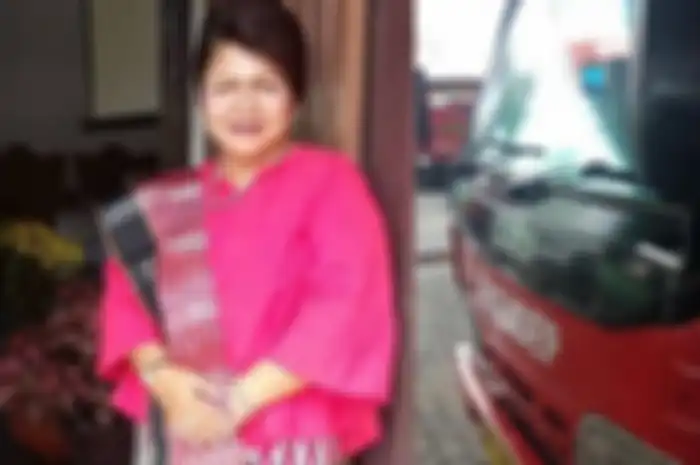 Novita Metty Purba, emak-emak yang nekat ambil alih bus Paradep