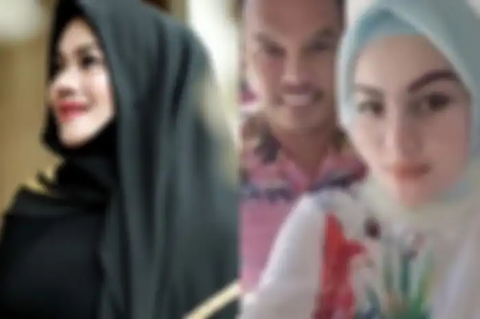 Sarita Abdul Mukti - Jennifer Dunn bersama Faisal Haris.