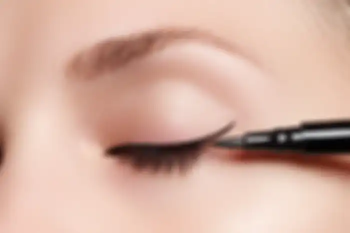 Kesalahan pakai eyeliner