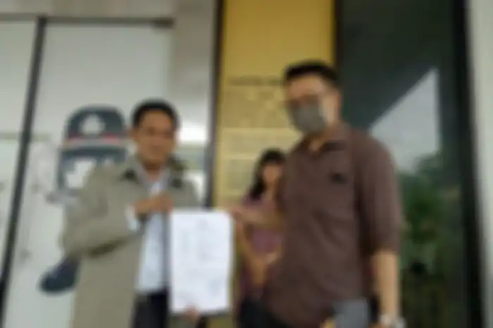 Lima orang korban penipuan penjualan tiket pesawat murah melapor ke polisi Muhamad Isa Bustomi