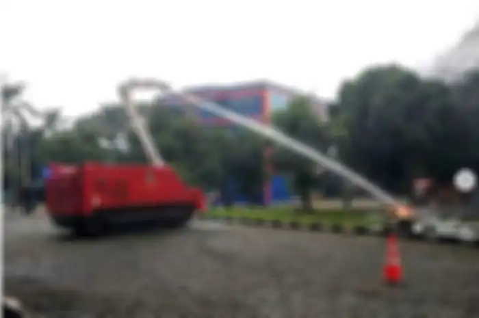 Robot pemadam kebakaran yang kini dimiliki Dinas Pemadan Kebakaran dan Penanggulangan Bencana DKI Jakarta.  