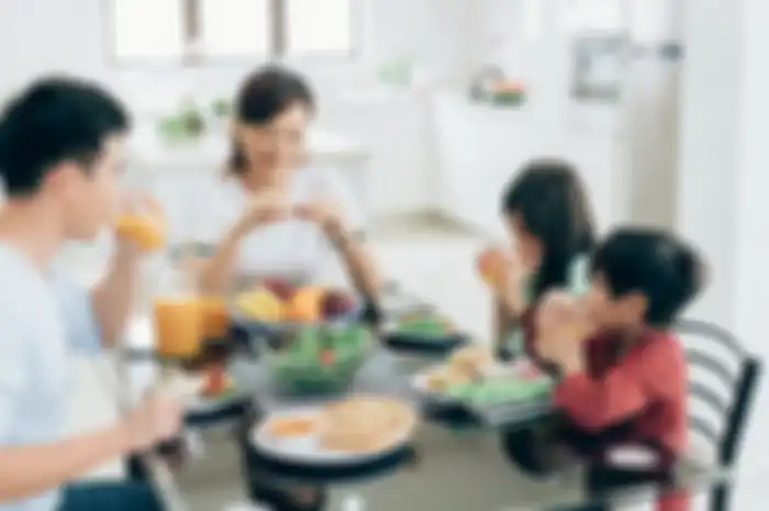 Tips pintar mengatur uang untuk beli makanan bernutrisi. 