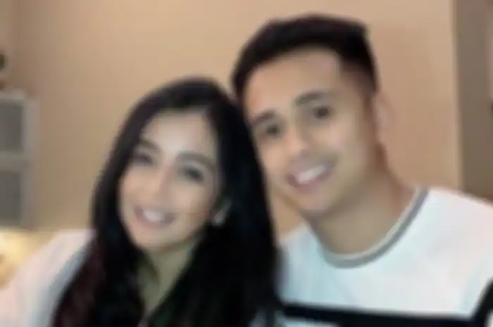 Rumah tangga Ajun Perwira dan Jennifer Jill dikabarkan retak