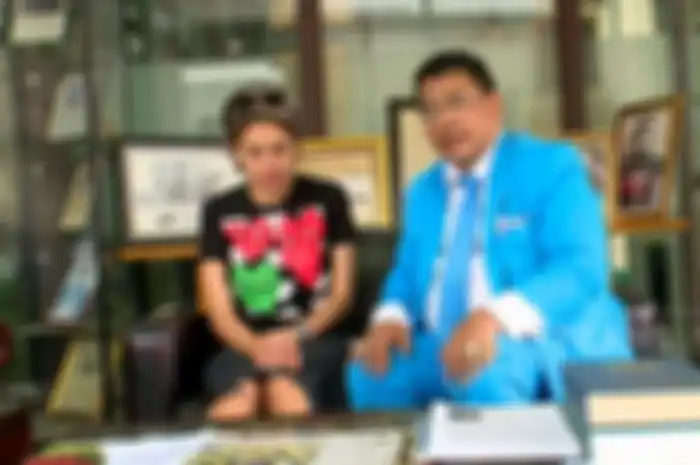 Tangkap layar Hotman Paris dan Nikita Mirzani