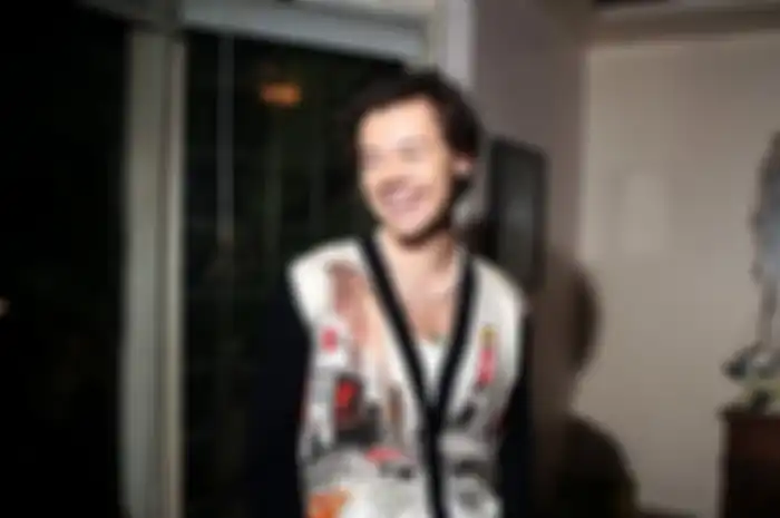  Penyanyi Harry Styles menghadiri acara Spotify Celebrates The Launch of Harry Styles New Album With Private Listening Session For Fans di Los Angeles, California, pada 11 Desember 2019.