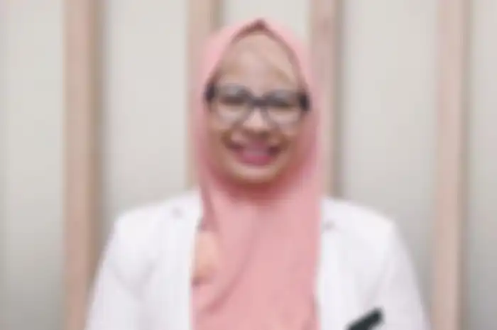 dr Merlyna Savitry SpPD, dokter spesialis penyakit dalam dari MedicElle Clinic Surabaya. 