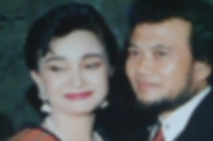 Istri Sah Raja Dangdut Rhoma Irama yang Setia Dipoligami 35 Tahun, Tinggal di Rumah Sederhana