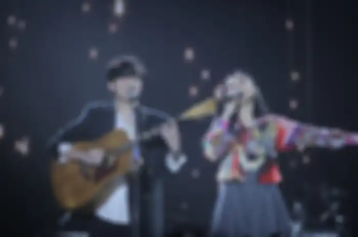Isyana Sarasvati dan suami, Rayhan Maditra Indrayanto, tampil di Java Jazz Festival 2020 yang diselenggarakan di JI Expo Kemayoran, Jakarta Pusat, pada Jumat (28/2/2020). 