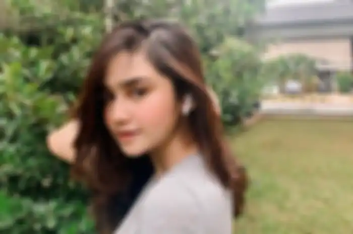 Syifa Hadju 