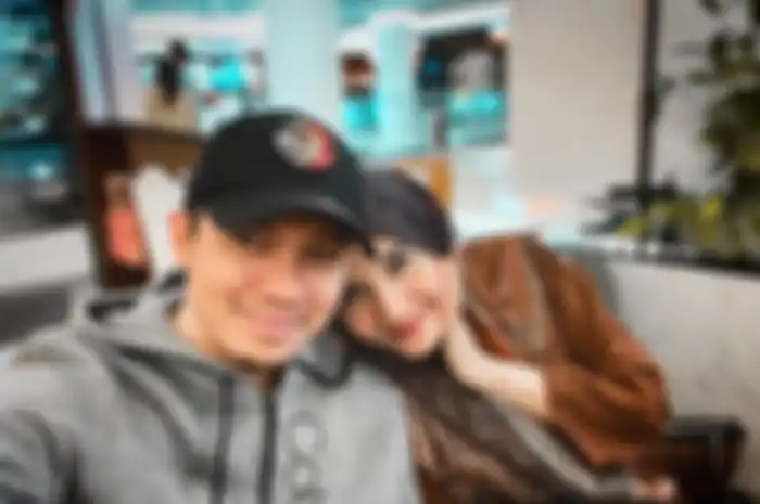 Zaskia Sungkar dan Irwansyah.
