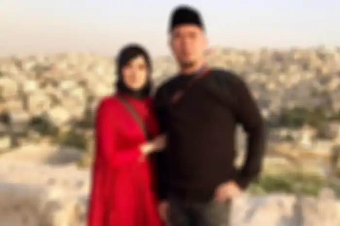 Mulan Jameela dan Ahmad Dhani 