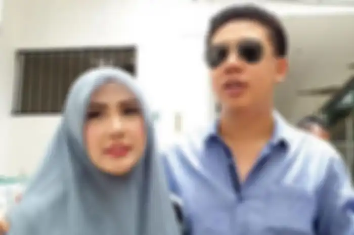 Pablo Benua dan Rey Utami.