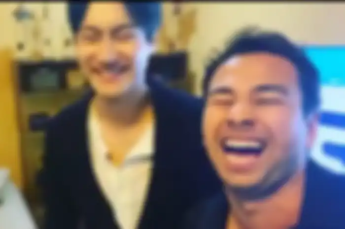 Kedatangan Siwon ke kediamannya Raffi Ahmad.