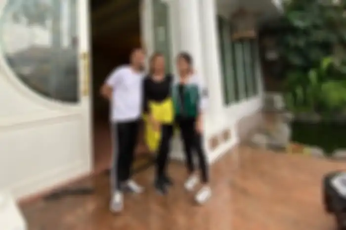 Raffi Ahmad dan Nagita Slavina Berkunjung ke Rumah Inul Daratista