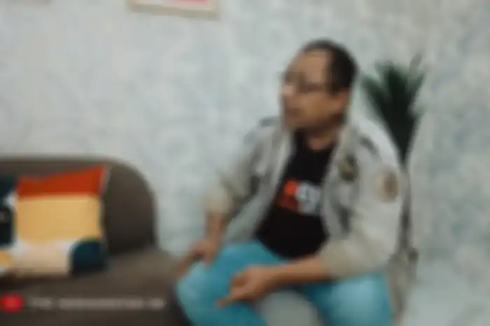 Moh Indro Cahyono seorang ahli virus menjelaskan mengenai corona yang kini jadi pandemi.