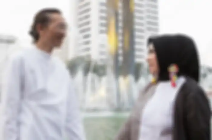 Sempat Dikabarkan Selingkuh dengan Petinggi Kepolisian, Melly Goeslaw dan sang Suami Anto Hoed Tetap Adem Ayem di Usia Pernikahan Mereka yang ke-25, Intip Deretan Potret Mesranya!