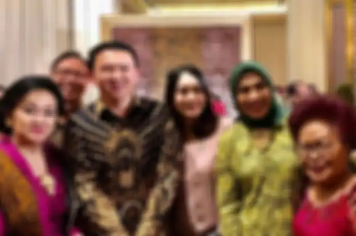 Kebersamaan Ahok dan Puput hadiri kondangan