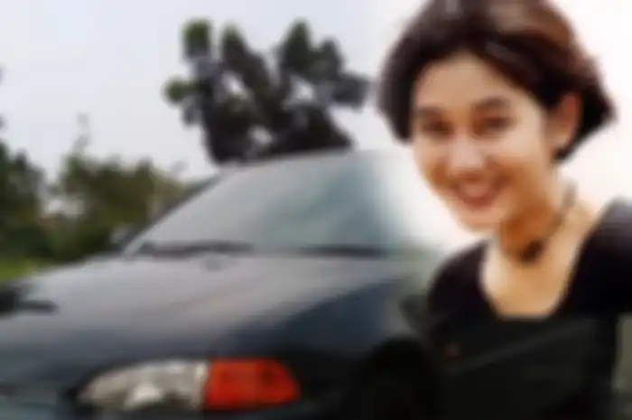Mobil Nike Ardila     