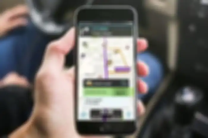 Ilustrasi aplikasi Waze