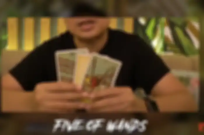 Kartu Tarot yang muncul dalam ramalan Denny Darko soal virus corona.