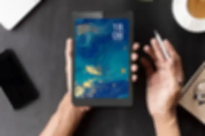Advan Tab 8