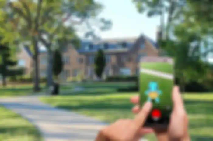 Ilustrasi main Pokemon Go