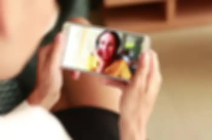 Ilustrasi melakukan video call