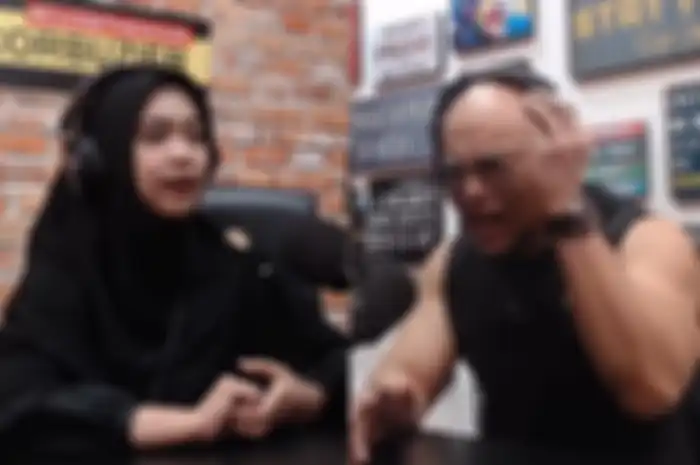 Podcast Deddy Corbuzier bersama Ria Ricis 