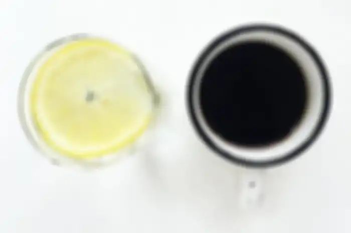 Selain Bakar Lemak dan Buat Kulit Glowing, Minum Kopi dengan Lemon Diklaim Punya Manfaat Lain Tak Terduga