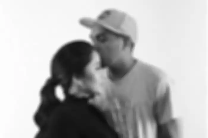 Berlinang Air Mata Jelang Saat Terakhirnya di Rumah Sakit, Glenn Fredly Mengaku Sangat Bahagia Memiliki Istri Mutia Ayu dan Seorang Anak Perempuan
