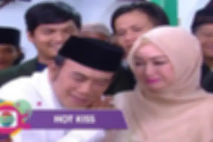 Terungkap Begini Kesetiaan Istri Rhoma Irama ‘Ricca Rachim’ Selama 35 Tahun dan Tegar Meski Dipoligami Berulang Kali, Intip Huniannya Sekarang!
