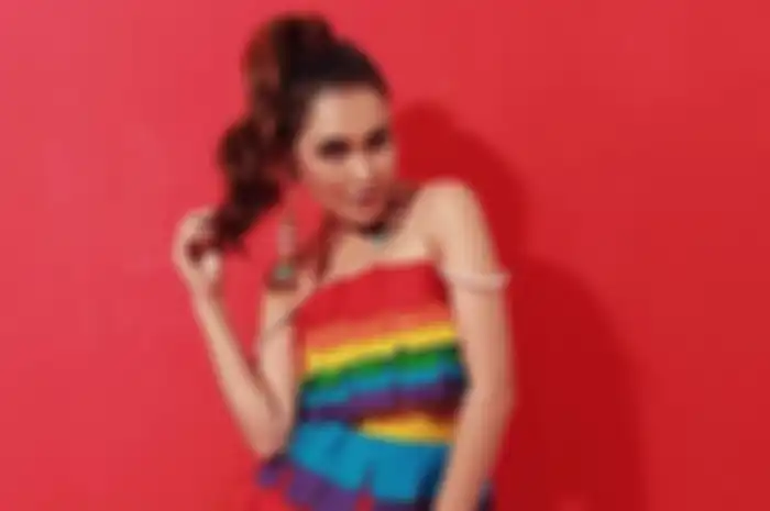 Ayu Ting Ting dikabarkan didepak dari acara tv Pesbuker