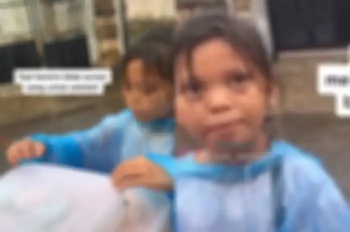 Banting Tulang untuk Bisa Makan, Gadis Kecil yang Keliling Jajakan Donat di Tengah Pandemi Corona Ini Bikin Netizen Nangis: Dan Kita Masih Ngeluh Bosan di Rumah?