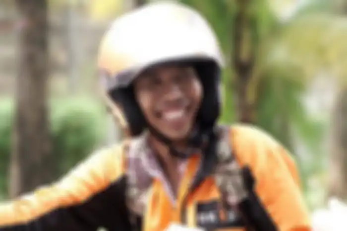 Karirnya Merosot Usai Tak Laku Lagi di Televisi, Dede Sunandar Sampai Rela Gadaikan HP Demi Bayar Hutang-hutang yang Menggunung, Sule Sampai Kesal: Minjem Buat Apa Sih Lu?