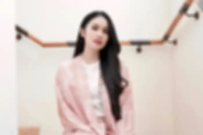 Sandra Dewi 