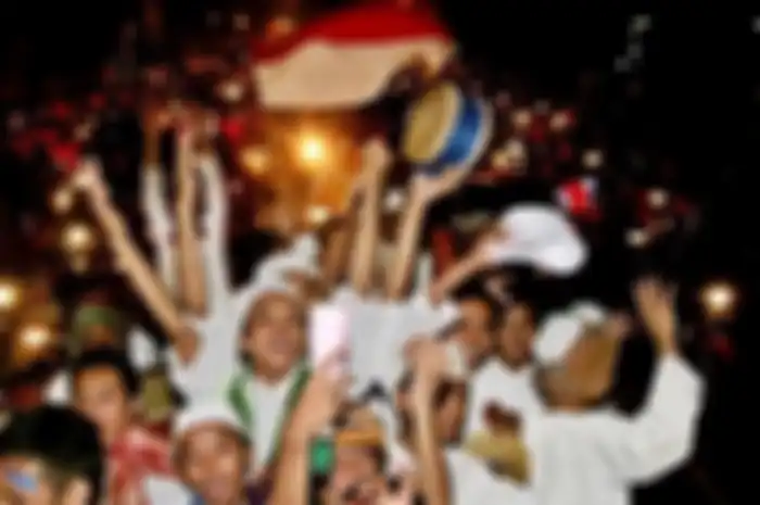 Meriahnya malam takbiran saat belum ada pandemi.