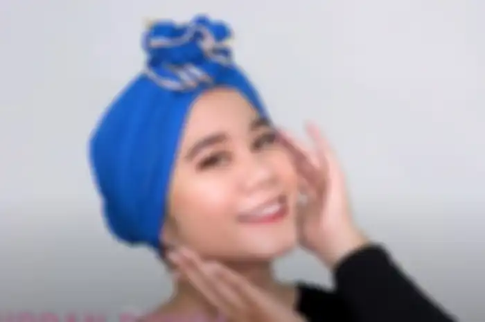 Intip tutorial bikin  3 gaya turban ala cewekbanget.id, yuk! Simpel banget, lho.