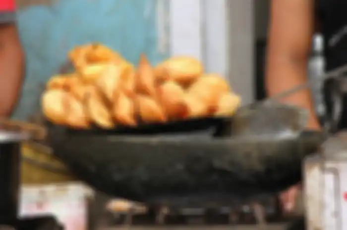 Penjual gorengan