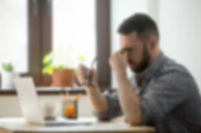 Hati-hati zoom fatigue akibat keseringan video call selama WFH