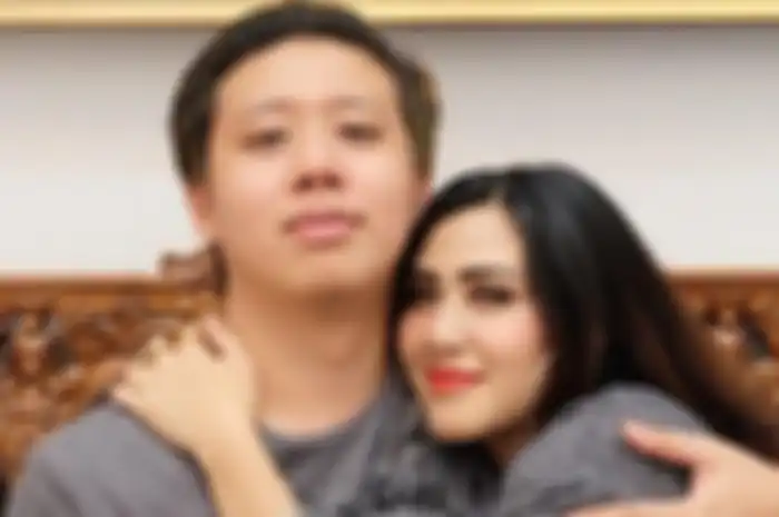 Rey Utami dan Pablo Benua