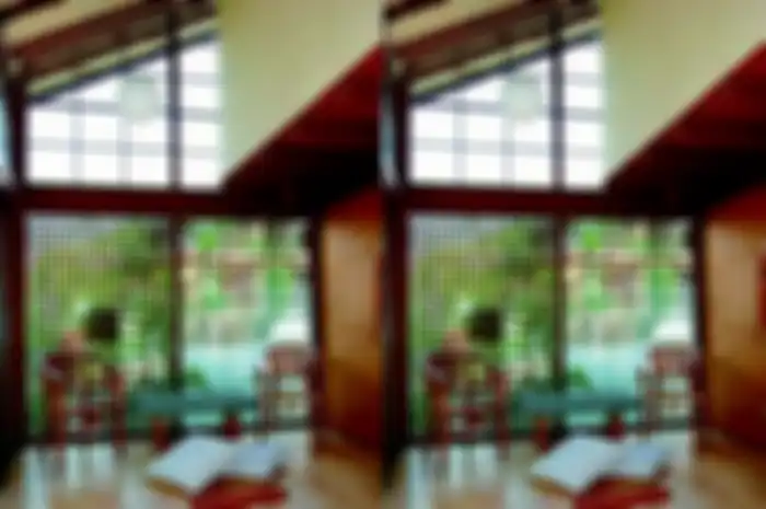 Langit-langit tinggi jadi solusi megatasi panas untuk rumah di negara tropis.