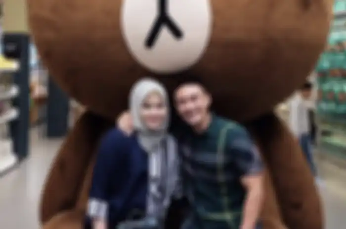 Zumi Zola digugat cerai oleh istrinya, Sherrin Theria melalui Pengadilan Agama Jakarta Selatan.