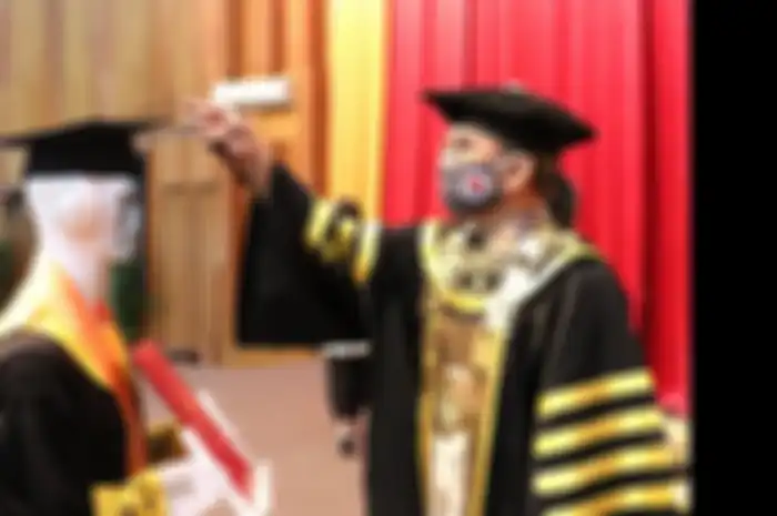 Prosesi wisuda Universitas Kristen Satya Wacana (UKSW) yang mengganti para winisuda dengan robot.