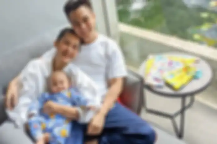 Baim Wong dikenal suka bagi-bagi uang