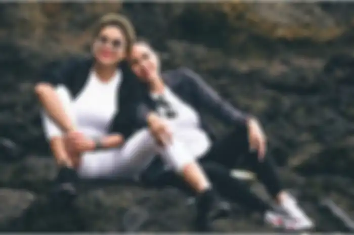 Nikita Mirzani dan Fitri Salhuteru