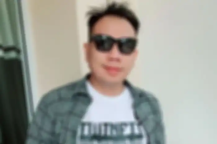 Vicky Prasetyo 