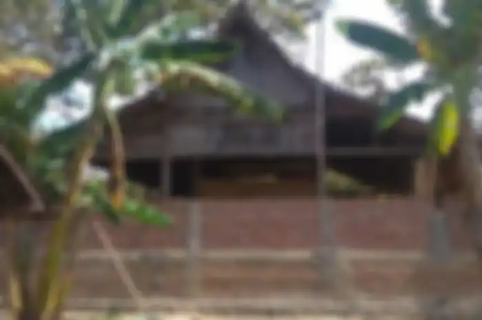 VIRAL Pria Ajaib yang Mampu Pindahkan Rumah Sendirian dalam Semalam, Warga Heboh Hingga Tuding Pakai Ritual Mistis, Terungkap Fakta Mencengangkan Dibaliknya