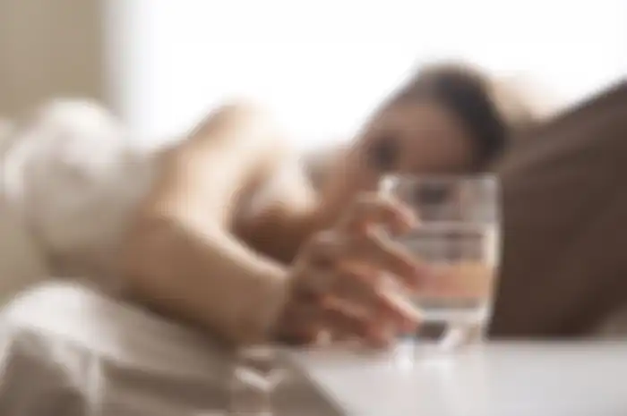 Minum air putih hangat di tiga waktu ini sangat baik untuk tubuh.