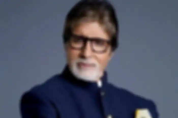 Amitabh Bachchan positif Covid-19